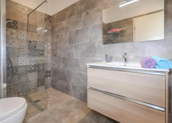 Piscine Privative * Saint-Florent (Corsica)