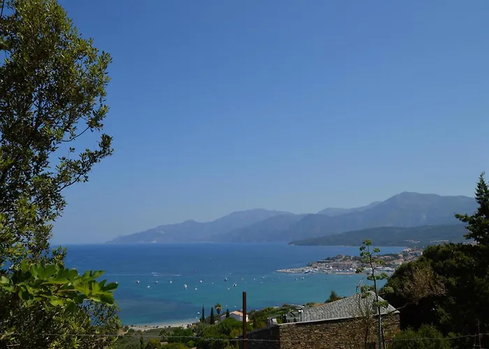 Feriehus Piscine Privative Saint-Florent (Corsica)